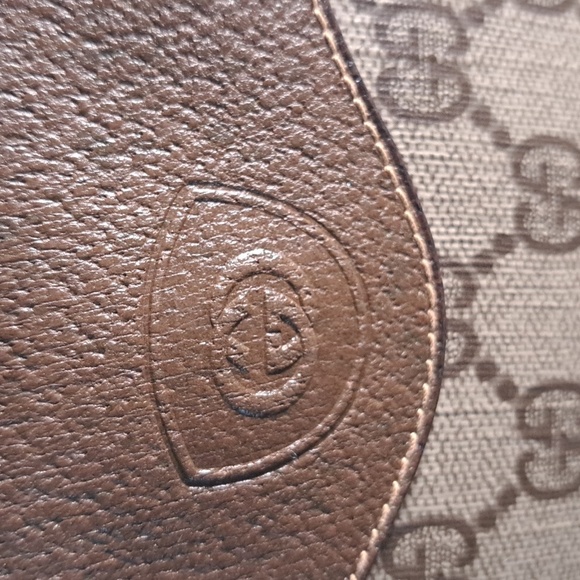 Gucci Vintage Shoulder Bag - Picture 6 of 16